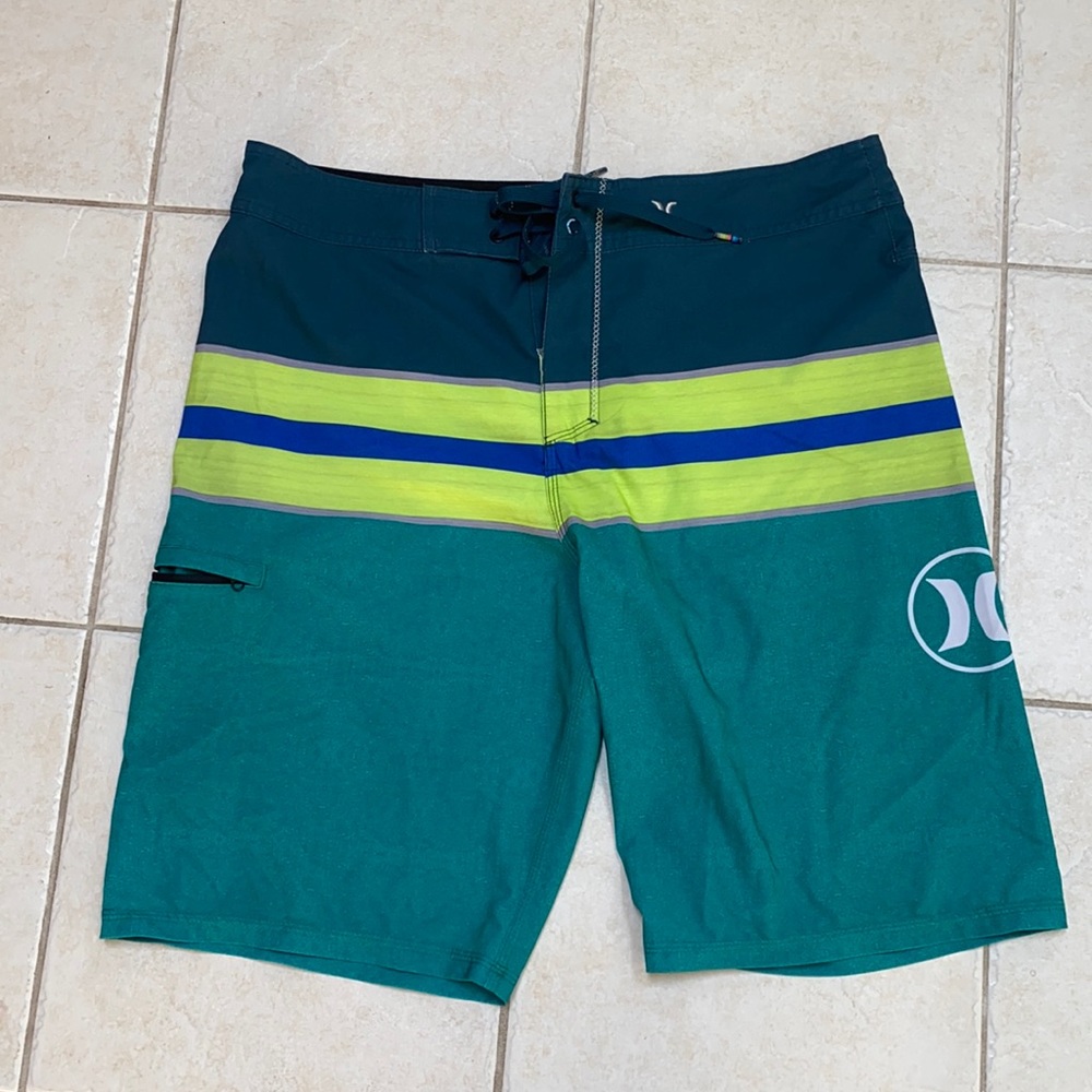 Hurley board shorts